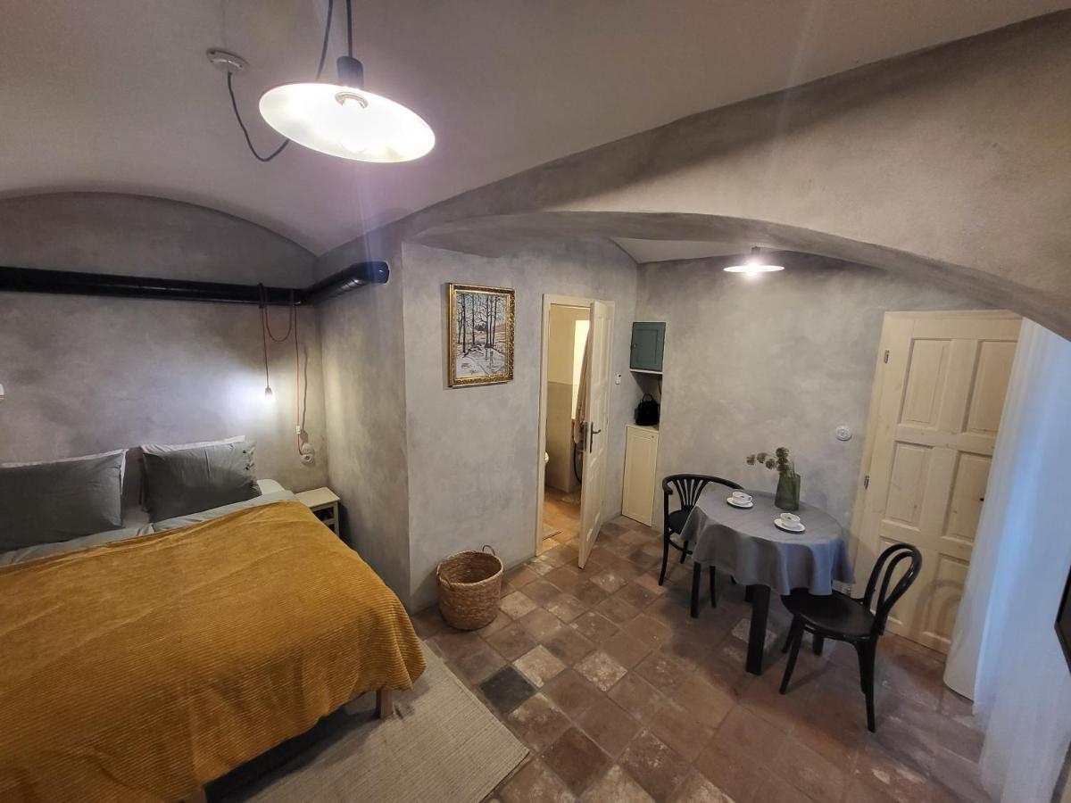 Only Apartments Jindrichuv Hradec Luaran gambar